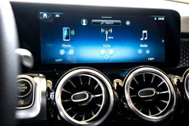 new 2025 Mercedes-Benz GLB 250 car, priced at $53,925