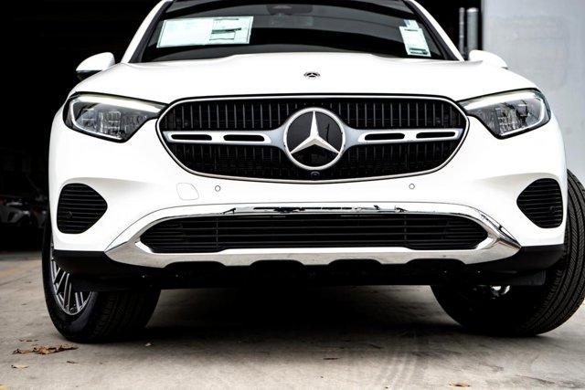 new 2025 Mercedes-Benz GLC 300 car, priced at $52,535