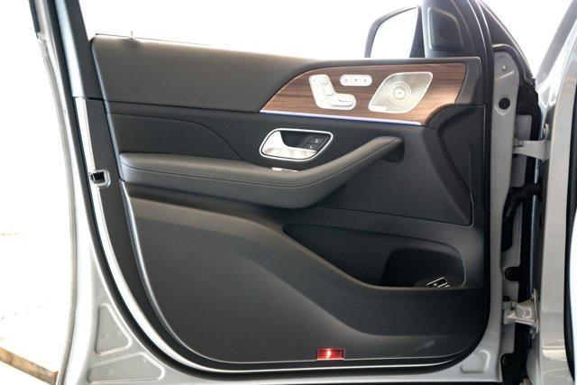 new 2025 Mercedes-Benz GLE 450e car, priced at $85,405