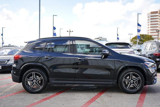 new 2025 Mercedes-Benz GLA 250 car, priced at $51,700