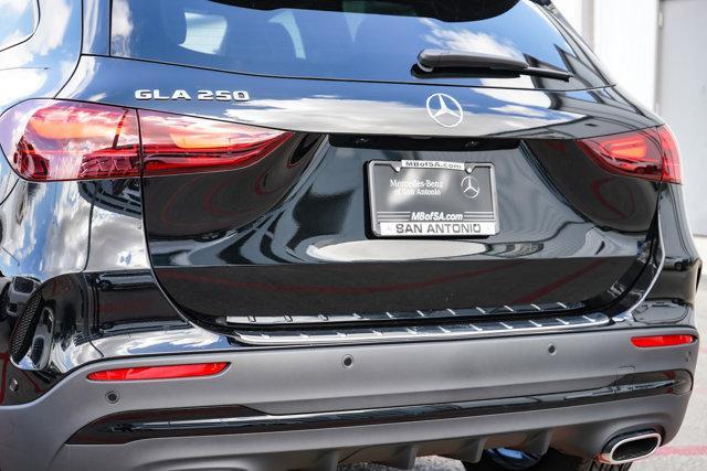 new 2025 Mercedes-Benz GLA 250 car, priced at $51,700