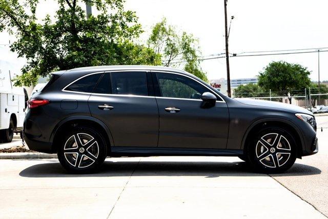 new 2025 Mercedes-Benz GLC 300 car, priced at $63,945