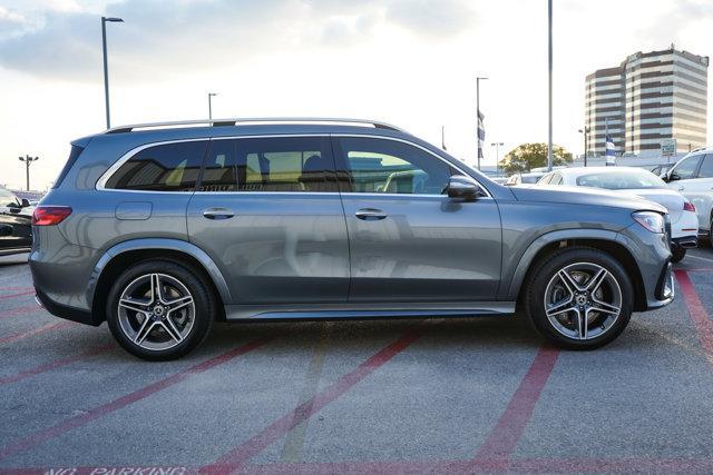 new 2025 Mercedes-Benz GLS 450 car, priced at $100,475