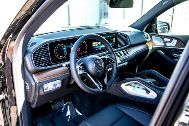 new 2025 Mercedes-Benz GLE 450 car, priced at $83,160