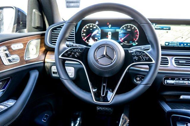 new 2025 Mercedes-Benz GLE 450 car, priced at $83,160