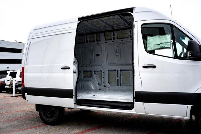 new 2025 Mercedes-Benz Sprinter 2500 car, priced at $66,437