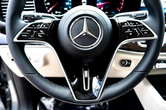 new 2025 Mercedes-Benz GLE 350 car, priced at $69,225