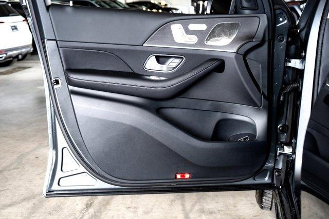 new 2025 Mercedes-Benz GLS 450 car, priced at $101,315