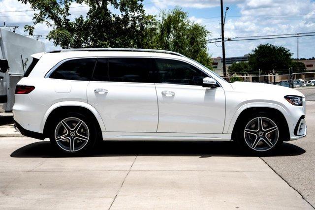 new 2025 Mercedes-Benz GLS 450 car, priced at $100,365