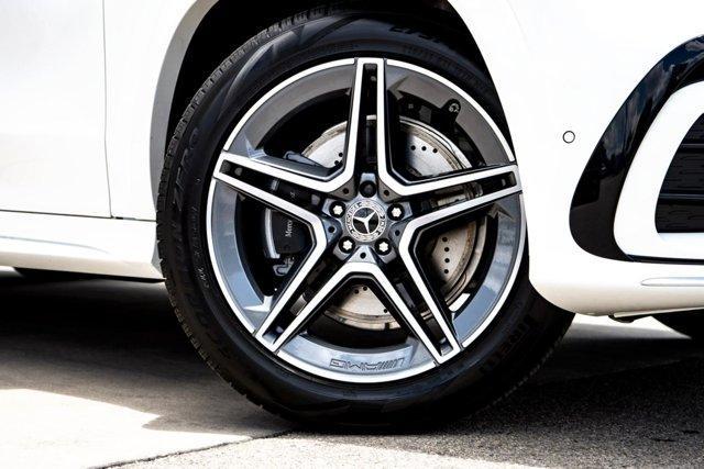 new 2025 Mercedes-Benz GLS 450 car, priced at $100,365
