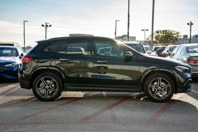 new 2025 Mercedes-Benz GLA 250 car, priced at $50,620