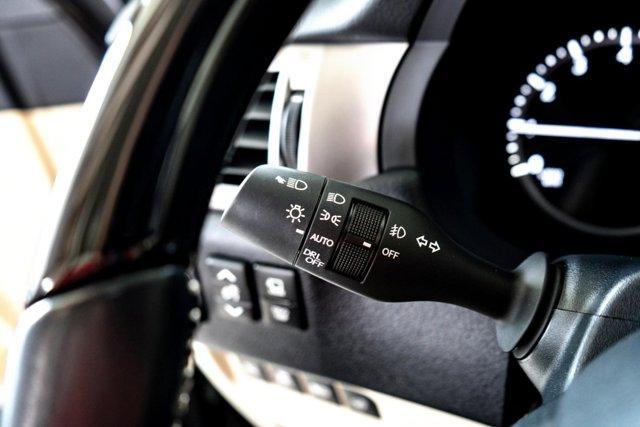 used 2022 Lexus GX 460 car, priced at $53,914