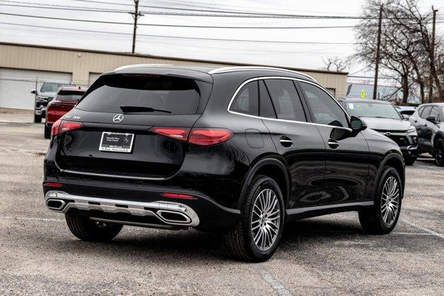 new 2025 Mercedes-Benz GLC 300 car, priced at $51,415