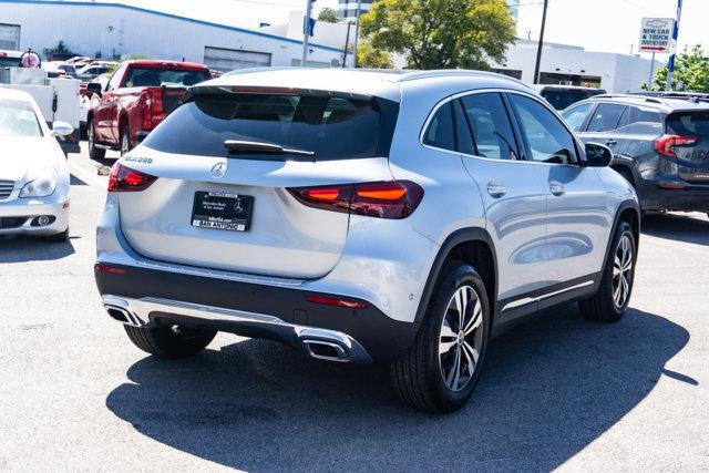 new 2025 Mercedes-Benz GLA 250 car, priced at $49,970