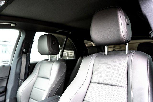 new 2025 Mercedes-Benz GLE 450e car, priced at $87,290
