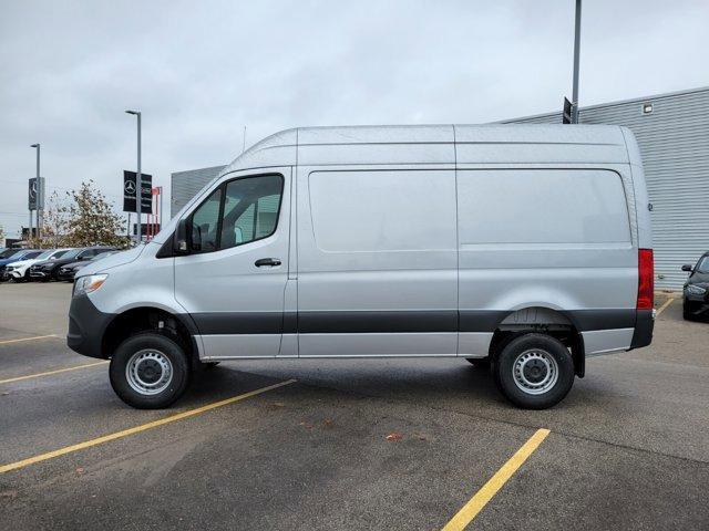 new 2024 Mercedes-Benz Sprinter 2500 car, priced at $72,422