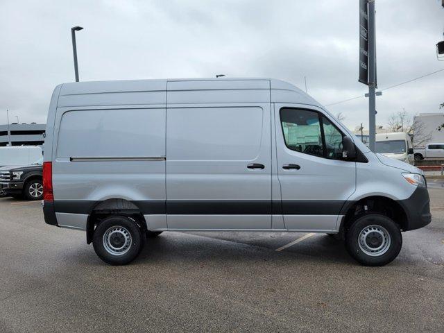 new 2024 Mercedes-Benz Sprinter 2500 car, priced at $72,422