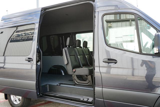 new 2025 Mercedes-Benz Sprinter 2500 car, priced at $77,132