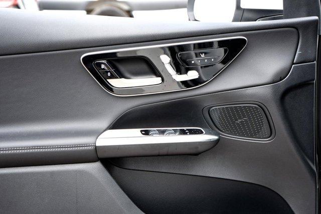 new 2025 Mercedes-Benz GLC 300 car, priced at $52,085