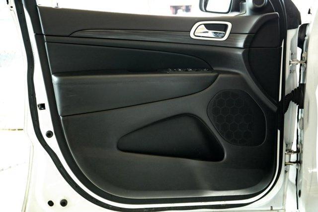 used 2021 Jeep Grand Cherokee car, priced at $28,871