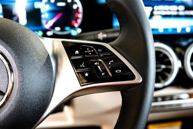 new 2025 Mercedes-Benz GLB 250 car, priced at $47,110