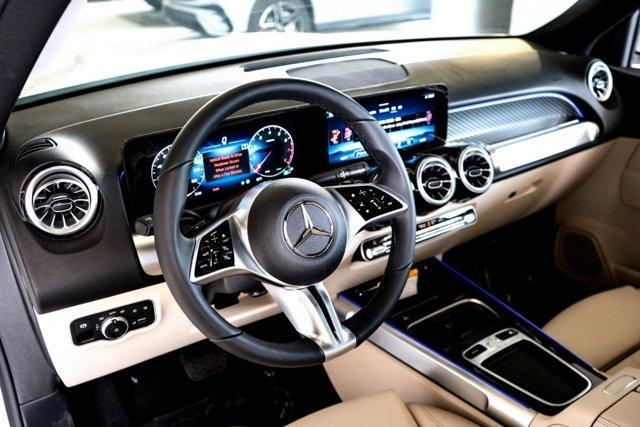 new 2025 Mercedes-Benz GLB 250 car, priced at $47,110