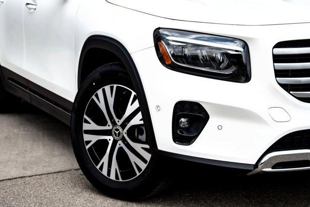 new 2025 Mercedes-Benz GLB 250 car, priced at $47,110