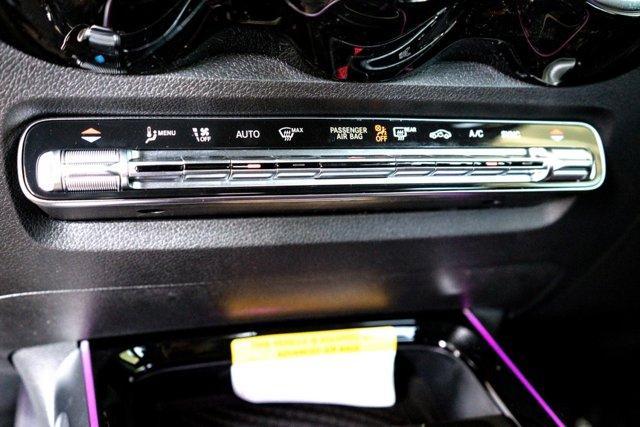 new 2025 Mercedes-Benz GLB 250 car, priced at $47,145