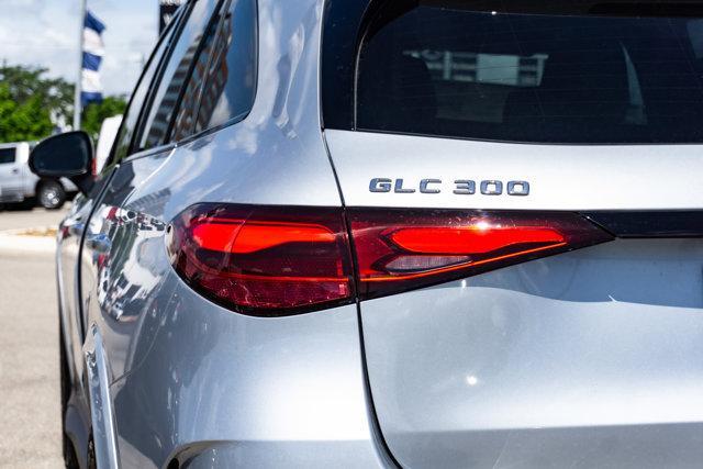 new 2024 Mercedes-Benz GLC 300 car, priced at $64,915