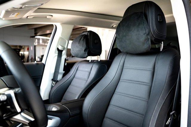 new 2025 Mercedes-Benz GLS 450 car, priced at $100,365