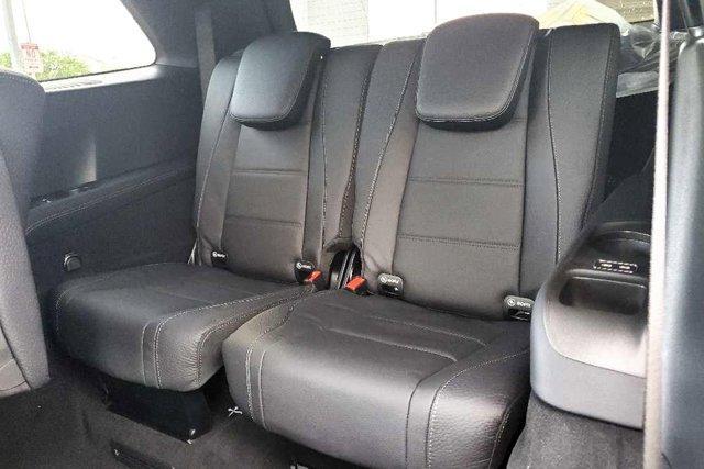 new 2025 Mercedes-Benz GLS 580 car, priced at $121,955