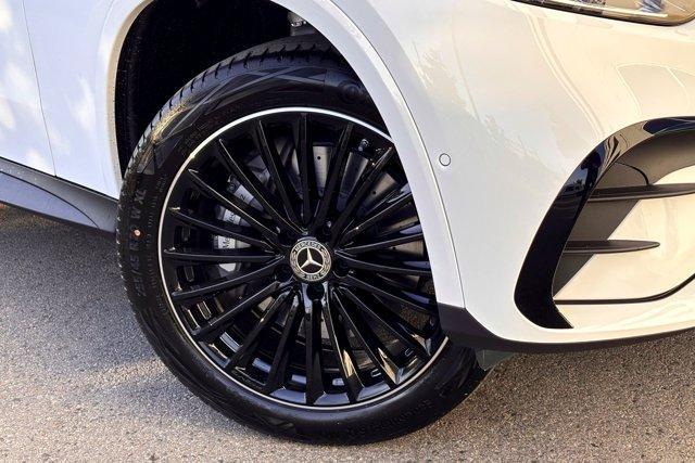 new 2026 Mercedes-Benz GLC 300 car, priced at $56,085