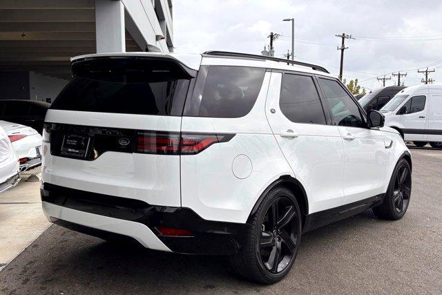 used 2022 Land Rover Discovery car, priced at $37,860