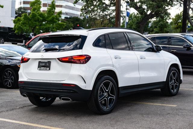 new 2025 Mercedes-Benz GLA 250 car, priced at $50,920