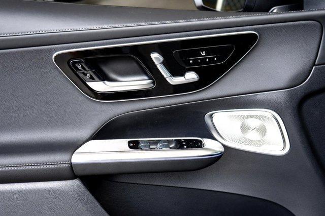 new 2025 Mercedes-Benz GLC 350e car, priced at $71,225