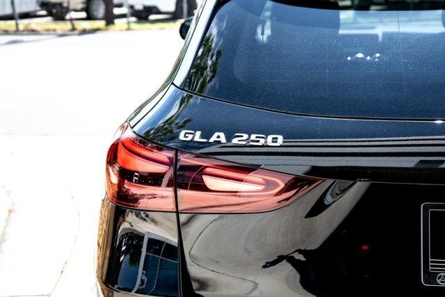 new 2025 Mercedes-Benz GLA 250 car, priced at $42,250