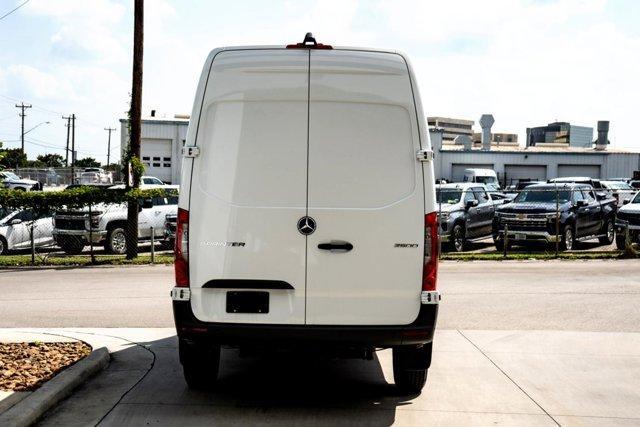 new 2025 Mercedes-Benz Sprinter 2500 car, priced at $67,411