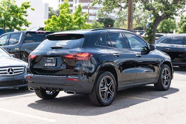 new 2025 Mercedes-Benz GLA 250 car, priced at $54,070