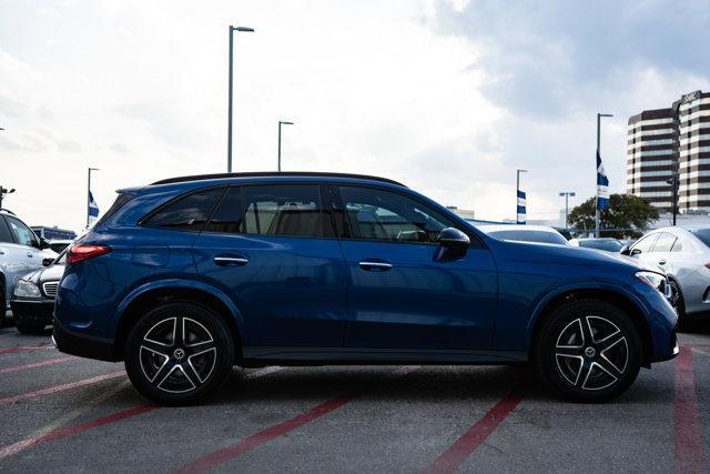 new 2025 Mercedes-Benz GLC 300 car, priced at $61,755