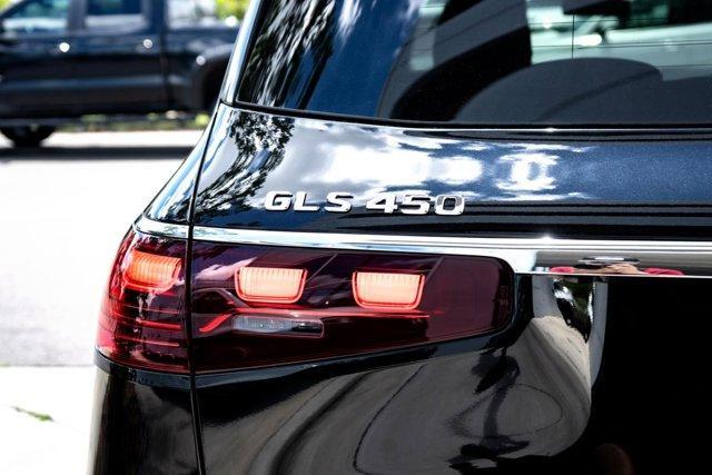 new 2025 Mercedes-Benz GLS 450 car, priced at $95,595