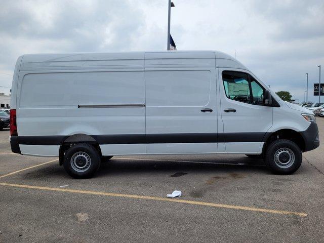 new 2024 Mercedes-Benz Sprinter 2500 car, priced at $77,108