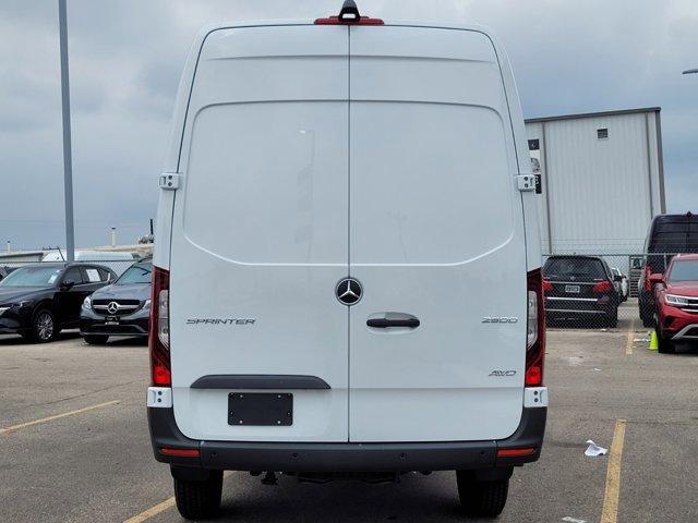 new 2024 Mercedes-Benz Sprinter 2500 car, priced at $77,108