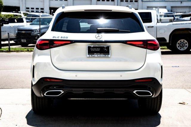 new 2025 Mercedes-Benz GLC 300 car, priced at $59,545