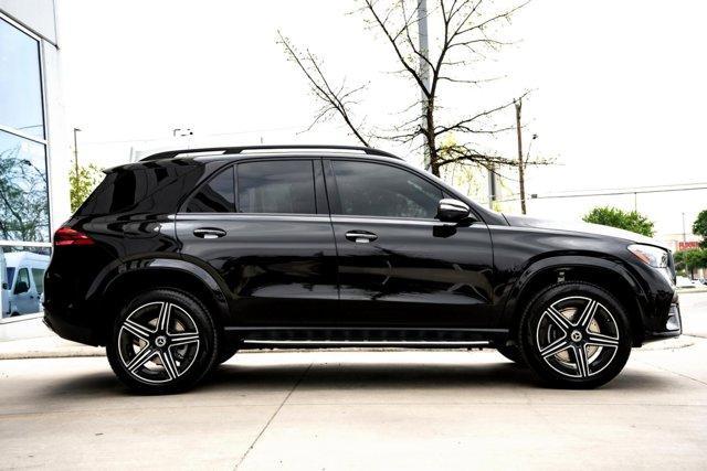 new 2025 Mercedes-Benz GLE 580 car, priced at $102,295