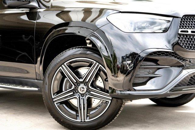 new 2025 Mercedes-Benz GLE 580 car, priced at $102,295