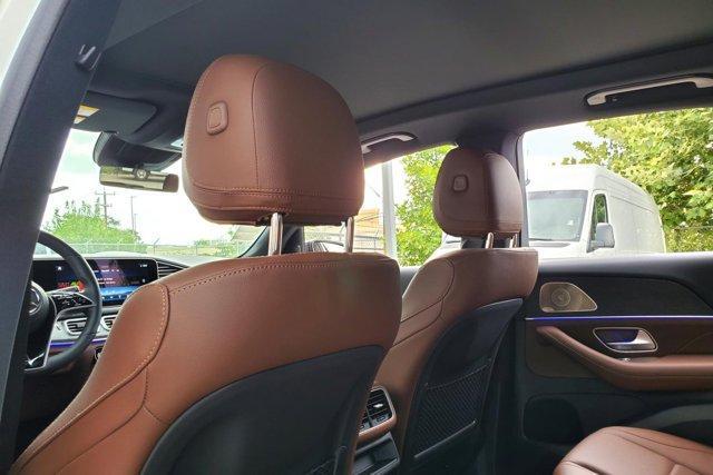 new 2025 Mercedes-Benz GLE 450 car, priced at $81,345