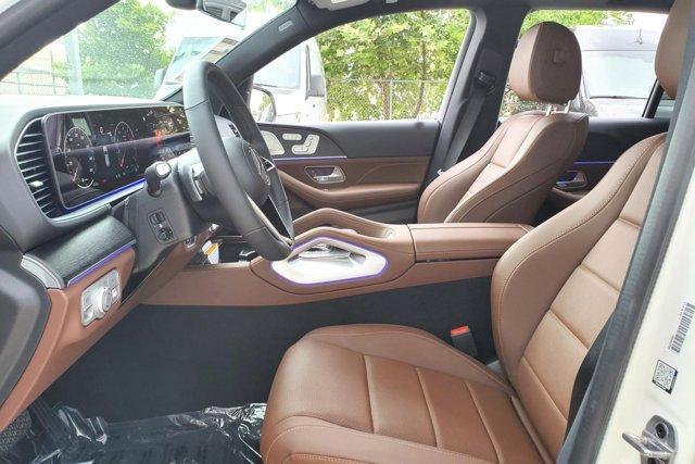 new 2025 Mercedes-Benz GLE 450 car, priced at $81,345