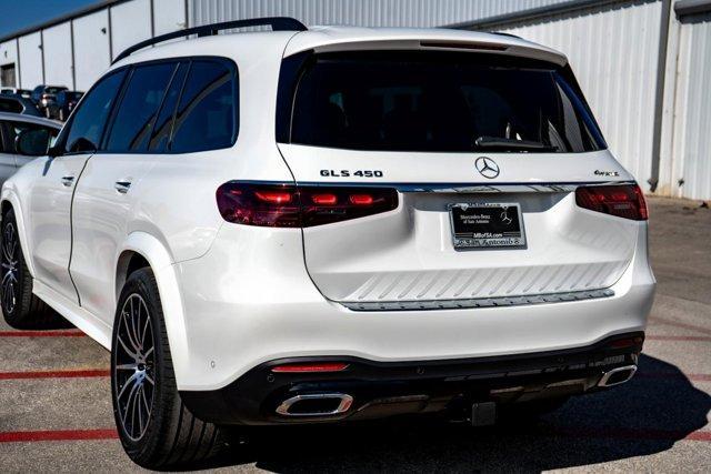 new 2025 Mercedes-Benz GLS 450 car, priced at $100,145