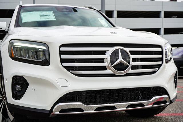 new 2025 Mercedes-Benz GLB 250 car, priced at $47,145