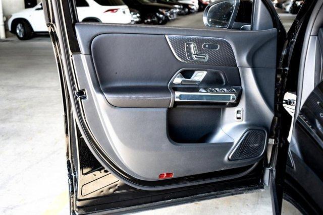 new 2025 Mercedes-Benz GLB 250 car, priced at $47,315